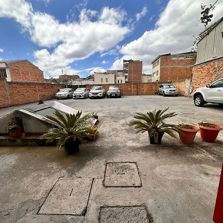 Hotel Coronel Cuenca Exteriör bild